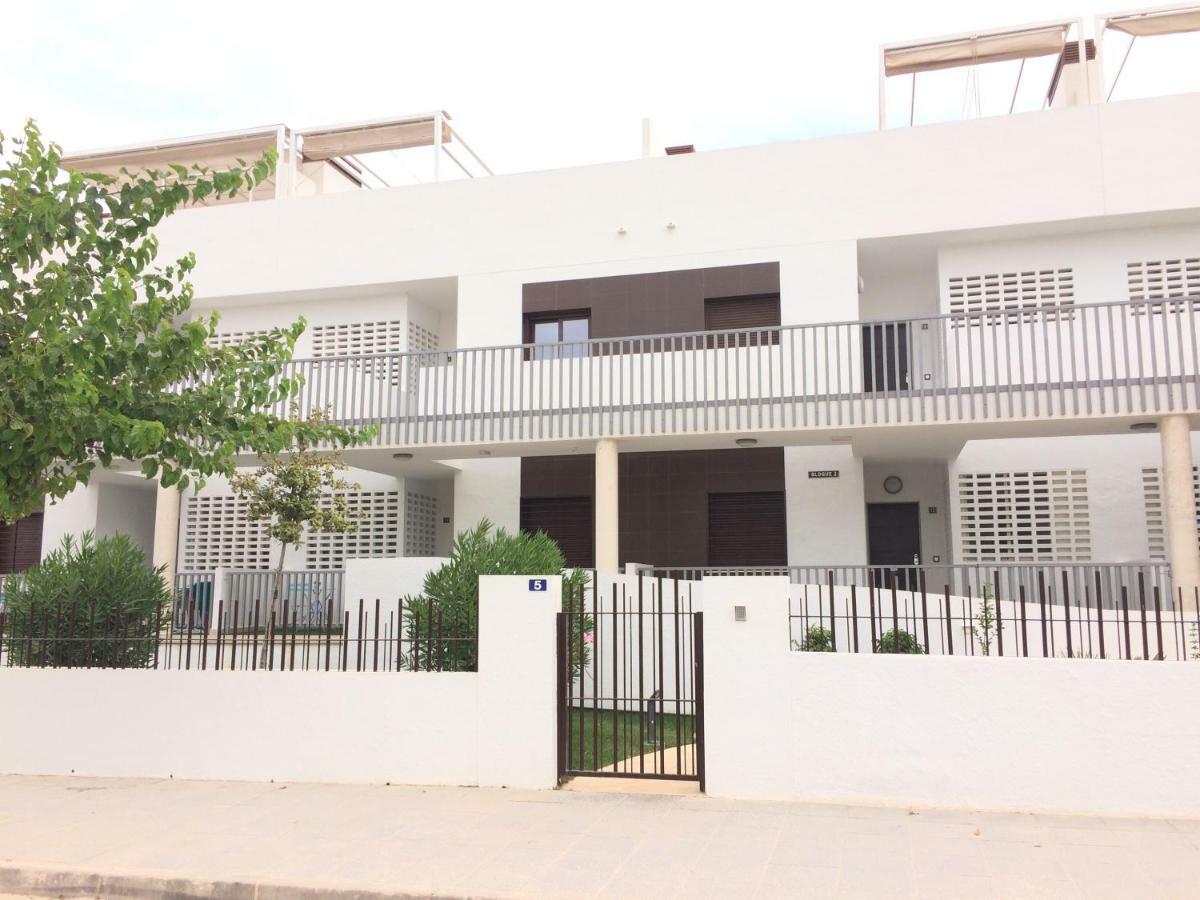 Exclusive New Apartment On The Beach Pilar de la Horadada Exterior foto